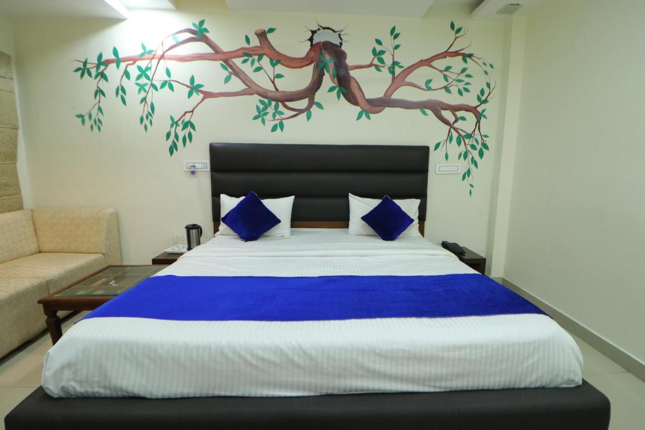 Hotel Eurasia Mohali International Airport Zirakpur Dış mekan fotoğraf