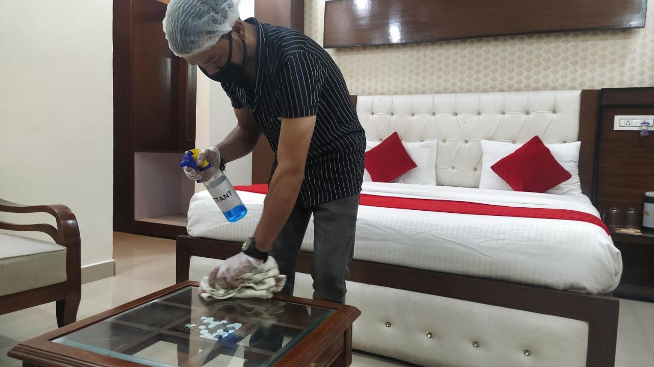 Hotel Eurasia Mohali International Airport Zirakpur Dış mekan fotoğraf