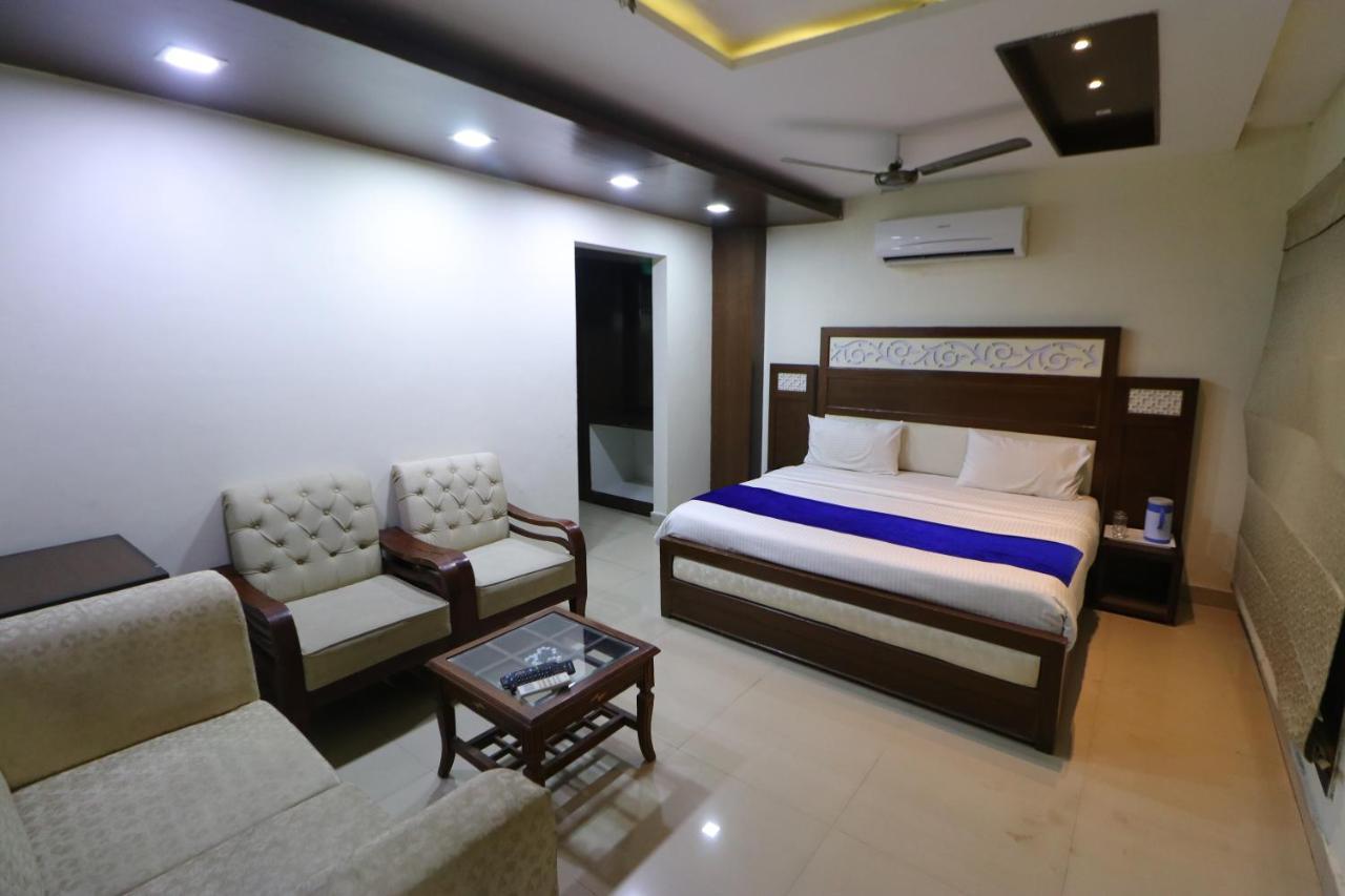 Hotel Eurasia Mohali International Airport Zirakpur Dış mekan fotoğraf