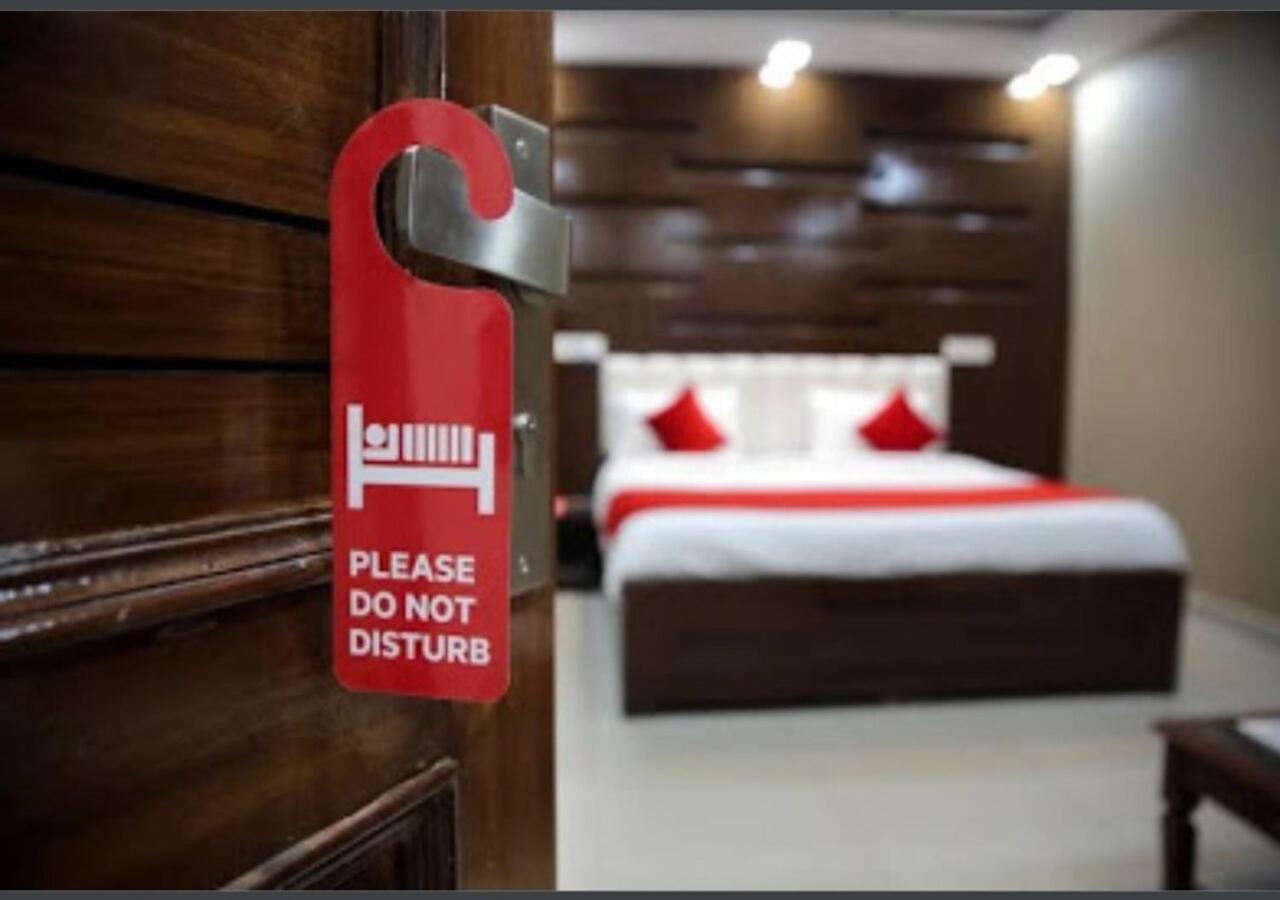 Hotel Eurasia Mohali International Airport Zirakpur Dış mekan fotoğraf