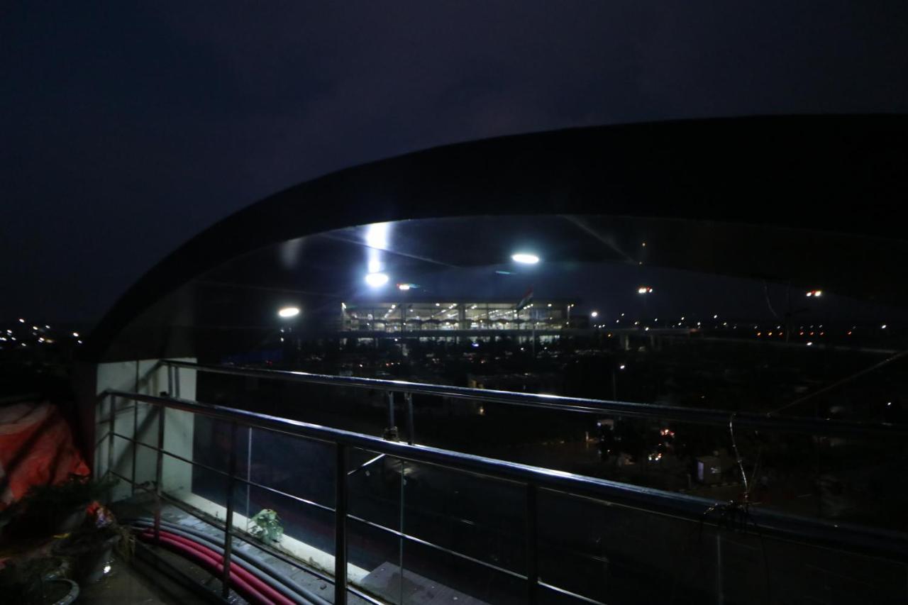 Hotel Eurasia Mohali International Airport Zirakpur Dış mekan fotoğraf