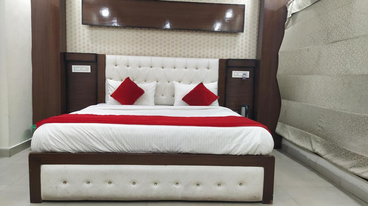Hotel Eurasia Mohali International Airport Zirakpur Dış mekan fotoğraf