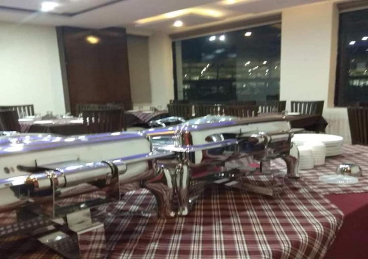 Hotel Eurasia Mohali International Airport Zirakpur Dış mekan fotoğraf