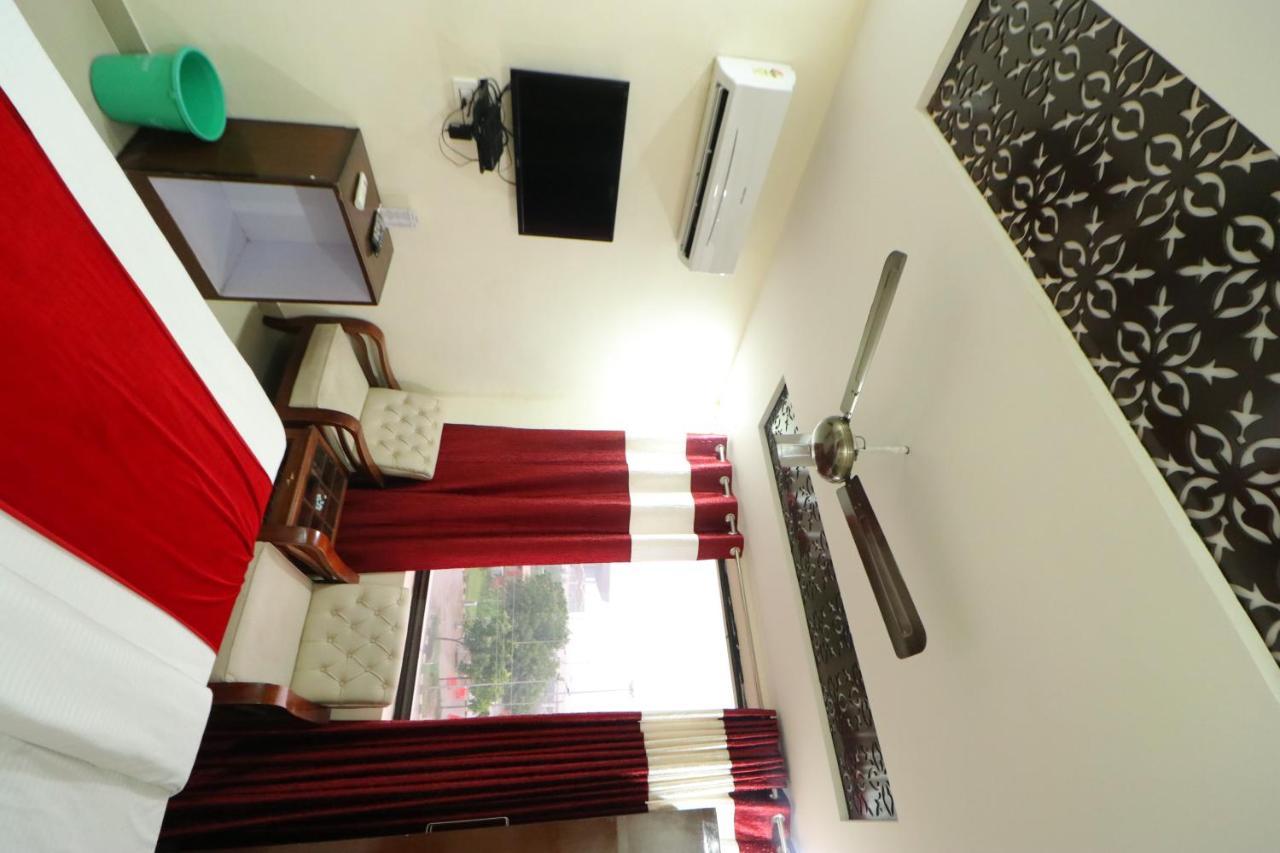 Hotel Eurasia Mohali International Airport Zirakpur Dış mekan fotoğraf